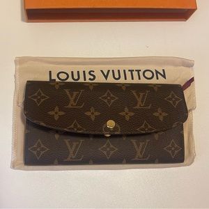 Louis Vuitton Emile Wallet